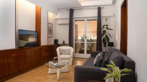 Quiet City Center Apt on a Pedestrian Street